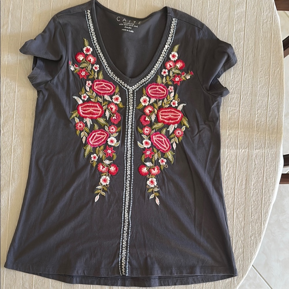 Grey Tee with Pink, Green, White, Yellow, Red Floral Embroidery Size Sm by Caite